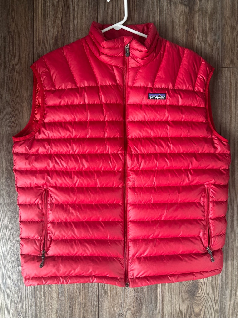 Patagonia Men's Red Down Puffer Vest - Large